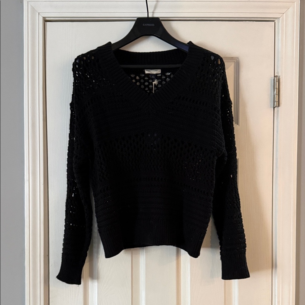 Universal Thread Classic Black V-Neck Sweater NWT - image 1